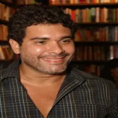 Marcos Eduardo Neves